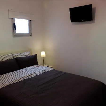 Gracioseros 106 * Puerto del Carmen (Lanzarote)